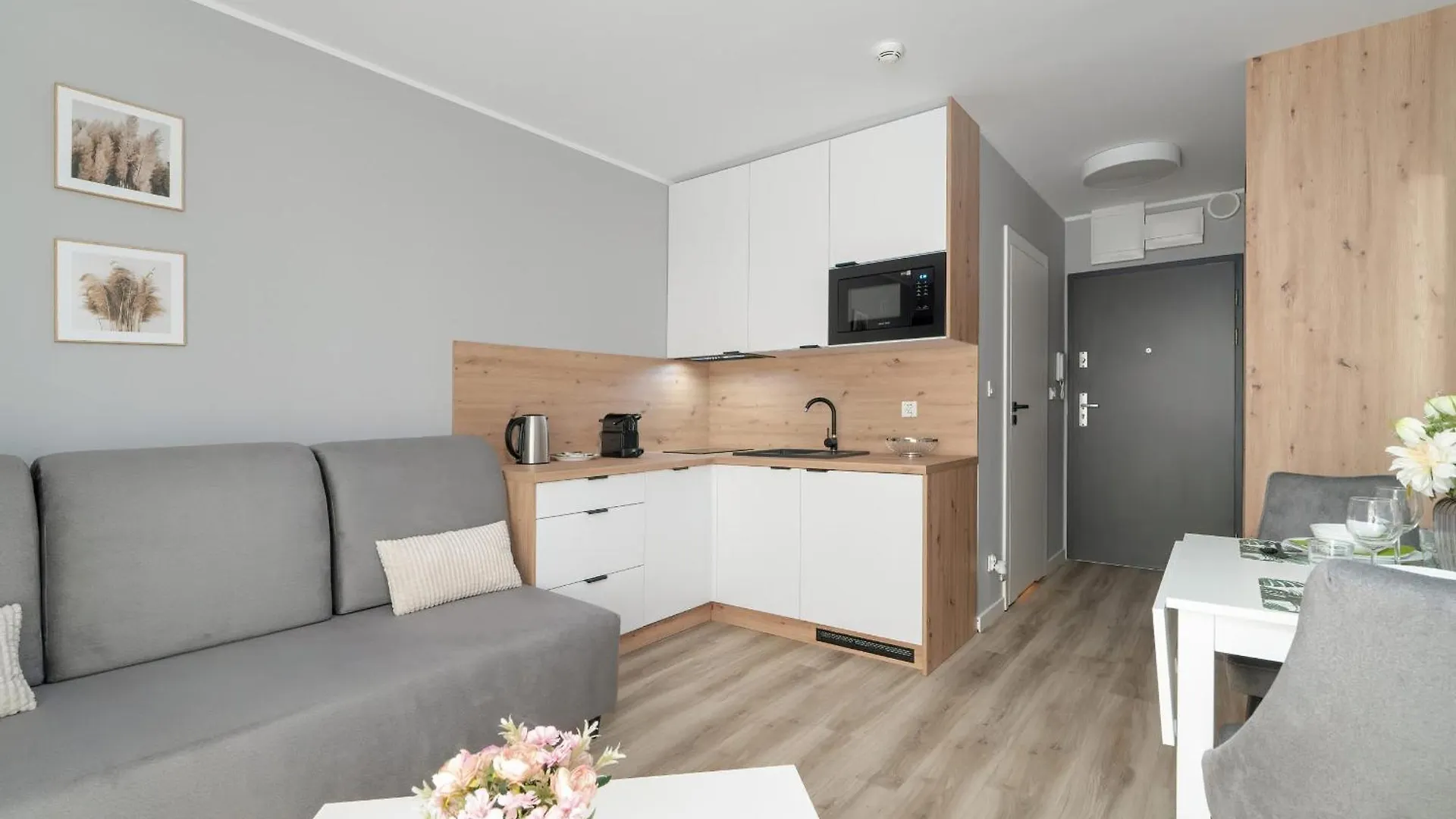פוזנן Jasny & Elegancki Apartament Typu Studio Z Tarasem By Noclegi Renters 0*,