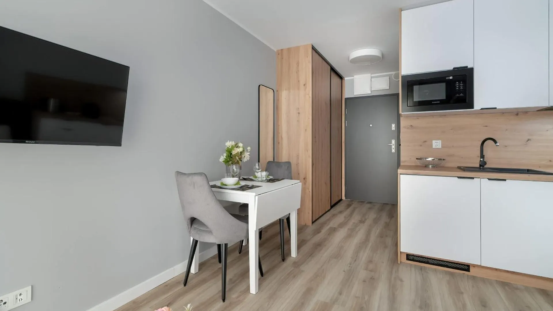 פוזנן Jasny & Elegancki Apartament Typu Studio Z Tarasem By Noclegi Renters 0*,  פולין
